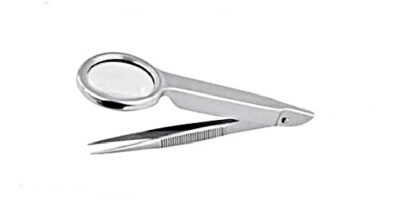 Tweezers with magnifying glass